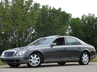 Illustration for article titled Nice Price Or Crack Pipe: 2004 Maybach 57 For $129,900?